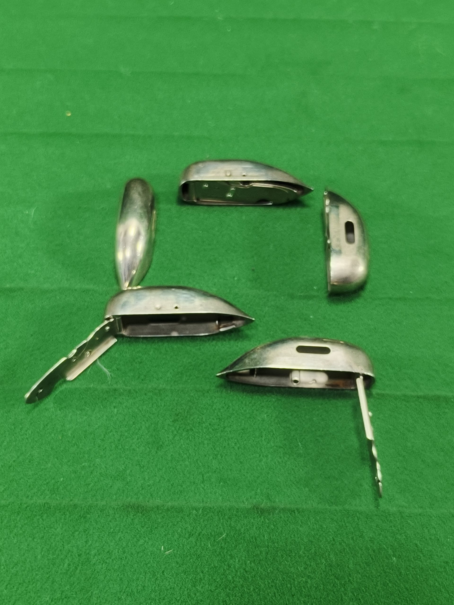 0-3048x4064-1-0-{}-0-24# METAL (DEMİR) MEKİK SOL (KISA) DAR YAPRAK 2.EL - Görsel 1