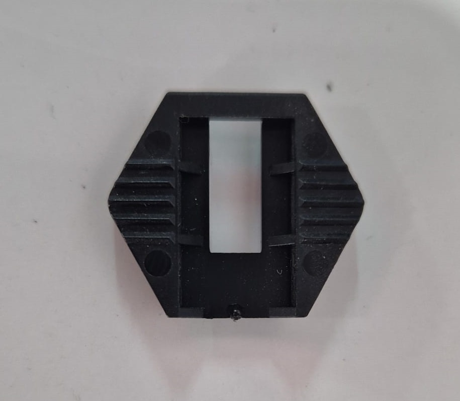 0000575 SİNYAL PLASTİĞİ LASSER YENİ TİP SİNYAL PLASTİĞİ YENİ TİP SİYAH - Görsel 1